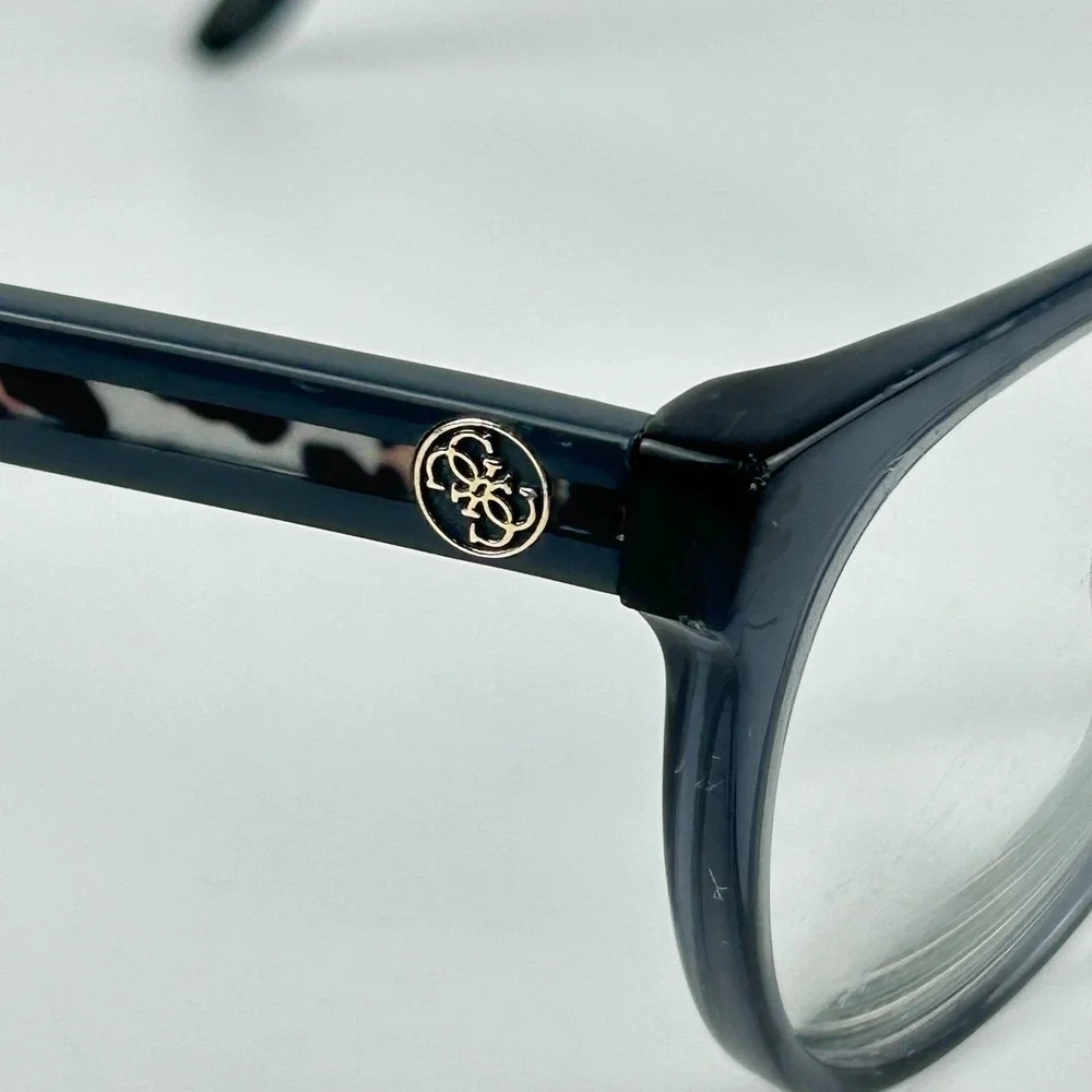 Guess gu2872 090